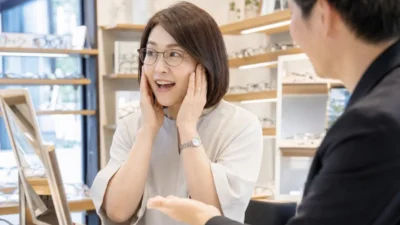 外斜位とは？度数の弱いメガネがそれを覆い隠していた事例【八王子】